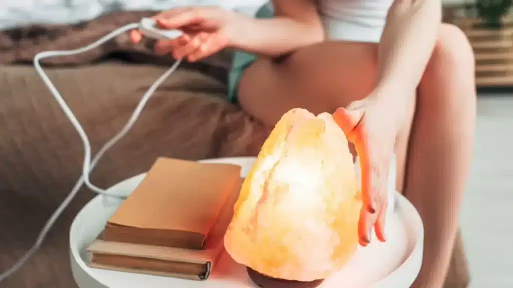 cleaning process of salt lamp